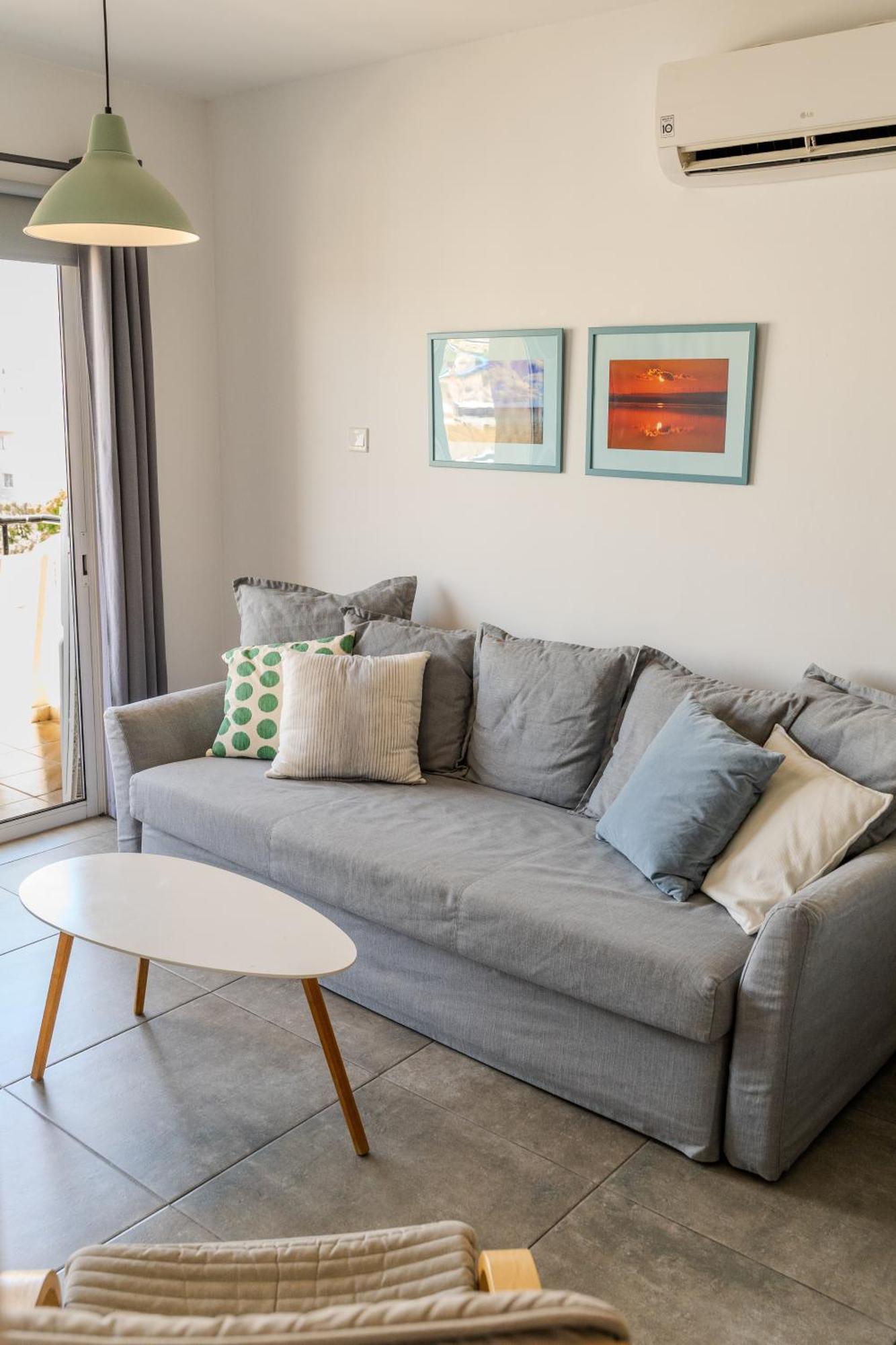 Апартаменти Blu Mackenzie 1 Bdr Flat With Pool Ларнака Екстер'єр фото